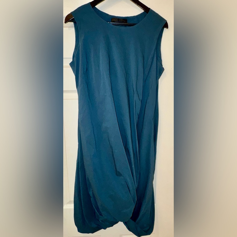 Veronique Miljkovitch Blue/Green Shift Dress with Unique Detail, size L